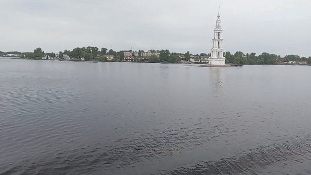 Затопленная колокольня в Калязине. смотреть онлайн