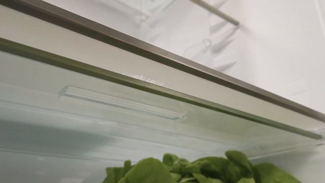 Liebherr EasyFresh смотреть онлайн