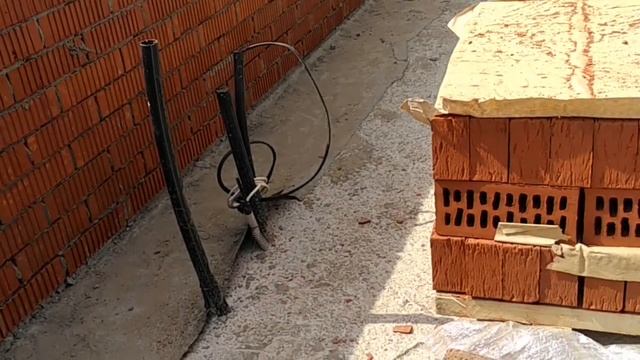 2019-02 Ленточный фундамент на сваях с монолитной плитой. Сколько стоит. Цена в описании. смотреть онлайн