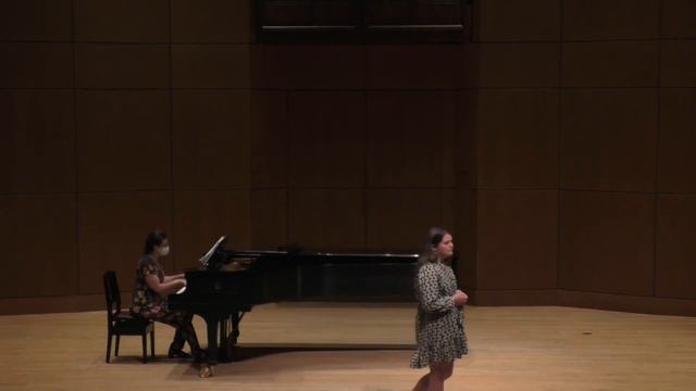 Keava McCormack - The Sun Whose Rays смотреть онлайн