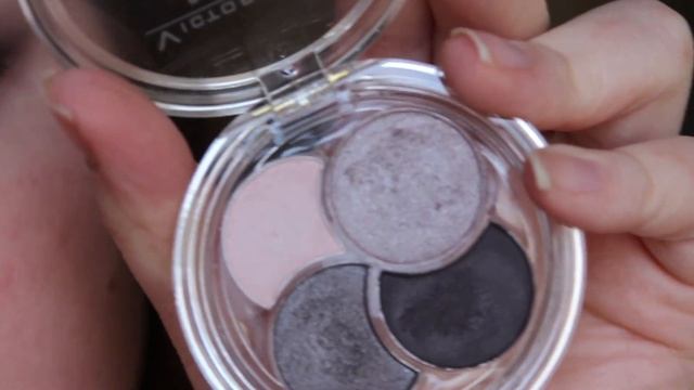 Как научиться КРАСИТЬСЯ? Вечерний макияж для весны или лета 2015 смотреть онлайн