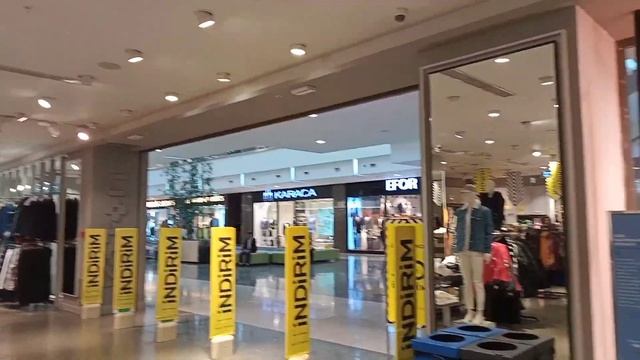 Шоппинг в Анталии. Осень - зима. Куртки. Цены. Турция 2022. смотреть онлайн