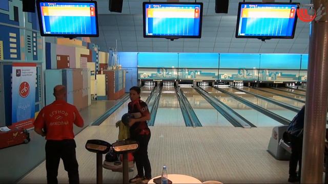 соревнования по боулингу Кубок Ветеранов Боулинга Москвы 4 этап финальная часть смотреть онлайн