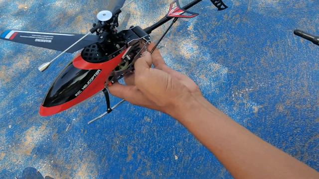 ใหม่.XK V912-A 4CH 2.4GHZ ระบบล๊อคความสูง เฮลิคอปเตอร์ RC ราคา 2690.บ โทร:065-5393138 ไลน์:tay-3910