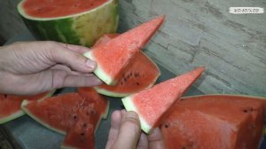 Как быстро нарезать арбуз без косточек