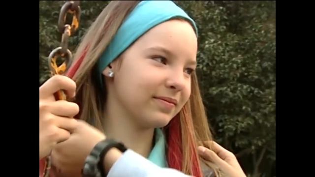 Sabes - Belinda & Fabian/Complices al rescate [Videoclip oficial] смотреть онлайн