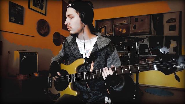 U2 I Fall Down Bass Cover TABS daniB5000 смотреть онлайн
