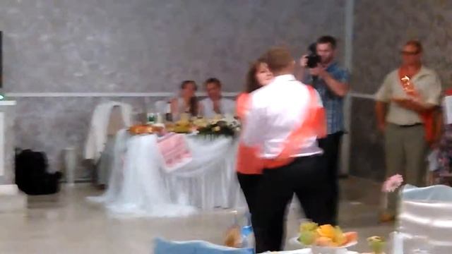 Танец дружка и дружки на свадьбе Максима и Даши смотреть онлайн