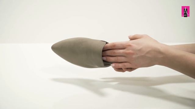 Видеообзор I Женские мюли OFFICINE CREATIVE 2627777 смотреть онлайн