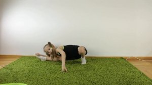 Как быстро и легко сесть на шпагат! Кто нашел кота? Делаем разминку и растяжку !