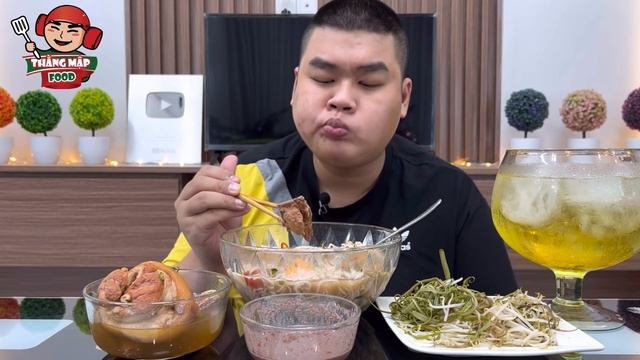 Tô Bún Riêu Cua Ốc Giò Heo Siêu Khủng 4 Phần Phiên Bản Thằng Mập Food Luôn Luôn Đỉnh | Tập 472 смотреть онлайн