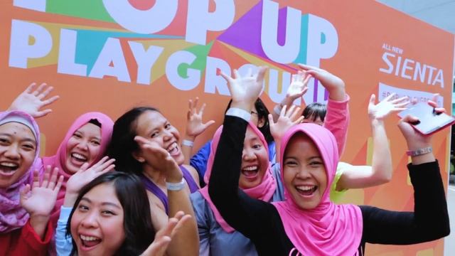 All New Sienta Pop Up Playground - Unlock Your Weekend Healthy Living (Yoga & Zumba) смотреть онлайн
