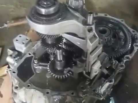 Nissan Primera P12. Полная разборка МКПП 1,6. смотреть онлайн