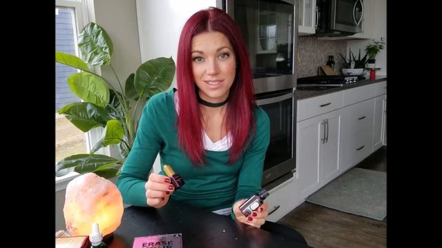 December Girlfriend's Gift Guide смотреть онлайн