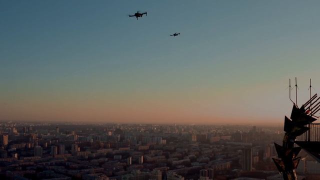 5 квадрокоптеров dji mavic над МГУ 4K UHD HDR10 смотреть онлайн