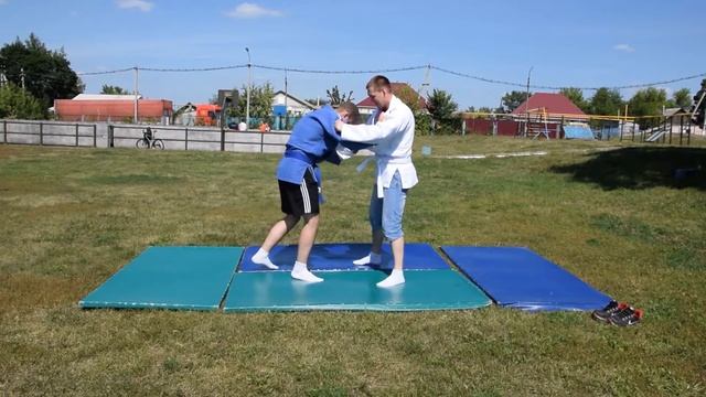 Виртуальное знакомство с футбольной командой «Трактор» «Футбол – это круто!» смотреть онлайн