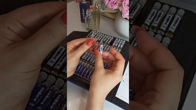 как наносить ароматы с пробника смотреть онлайн