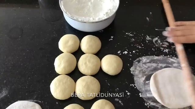 Şahane Bir Baklava Hamuru Tarifi Bu Hamurla Istedğiniz Çeşit Model Baklava Yapabilirsiniz??bera T