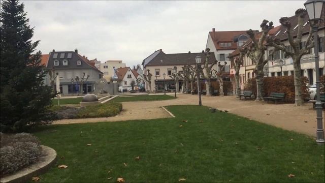 Город Гермерсхайм, крепость 19 века, центр города. смотреть онлайн