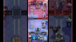 Komputersem бомбит в игре Clash Royale и позорит в гости