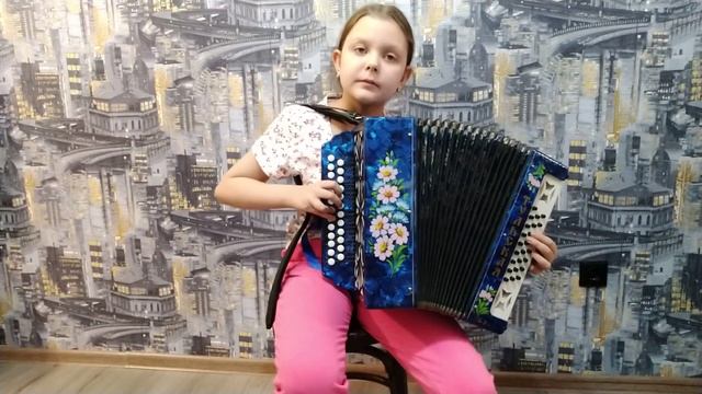 Динара Вдовина 10 лет и ее песни под гармонь смотреть онлайн