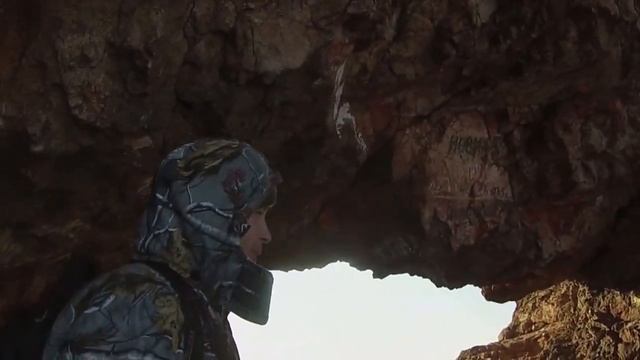 Поход на Торгашинский хребет до Арки и спуск на сноуборде! смотреть онлайн