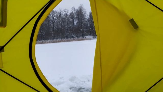 Поездка на зимнюю рыбалку в глухозимье на Озеро Глубокое на свой страх и риск 2022! смотреть онлайн