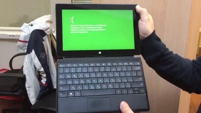 Window 10 Redstone 3 build 16170 BSOD on Surface PRO when attach keyboard смотреть онлайн