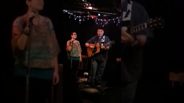 Bruce and Charli Teitell Unurban Cafe смотреть онлайн