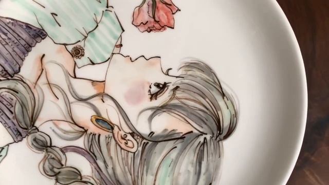 Ceramic plate 27cm, hand painted anime girl with long gray hair and a rose flower смотреть онлайн
