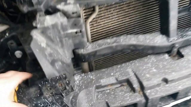 Passat b6 что будет если треснул бачок омывателя или как поменять. смотреть онлайн