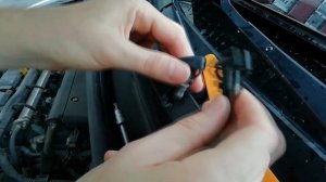 Сделай это перед зимой. Замена форсунок омывателя лобового стекла Hyundai Solaris