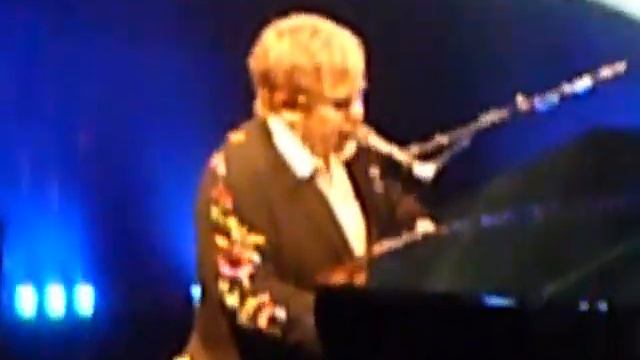 Elton John & Ray Cooper - Crazy Water, live in Rome 20.09.2010 смотреть онлайн