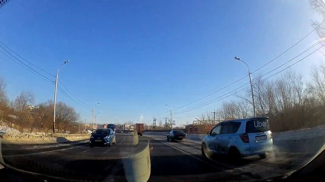 знак ГЛАВНАЯ ДОРОГА как подсказка смотреть онлайн