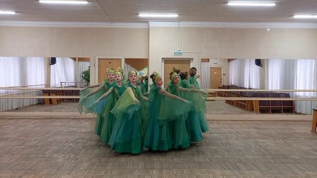 Ансамбль танца "Очарование" - "Ивушки приокские" смотреть онлайн