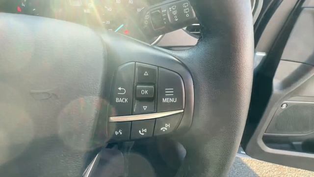 YL70 EJK - Ford Kuga Titanium 1.5 EcoBlue Diesel Manual Chrome Blue смотреть онлайн