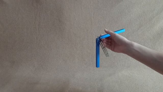 Thumb Rollover. Средние трюки с ножом бабочкой #5. Обучение смотреть онлайн