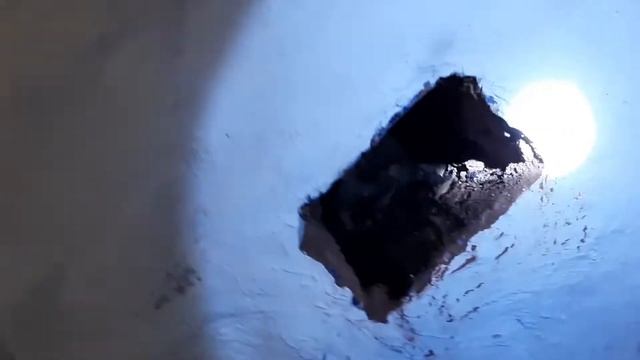 Чистим дымоход в кирпичной печи / Cleaning the chimney in a brick oven смотреть онлайн