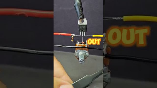 How To Make Adjustable Voltage Regulator Using 7805 смотреть онлайн