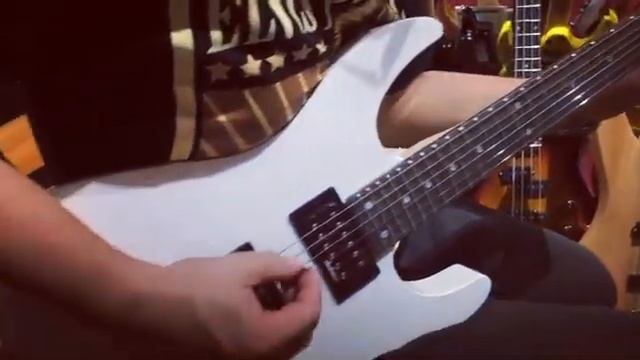 Jackson JS Series Dinky JS12 Electric Guitar Demo смотреть онлайн