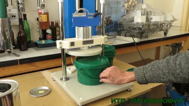 УУ-4ПН Устройство укупорки банок крышками без резьбы смотреть онлайн