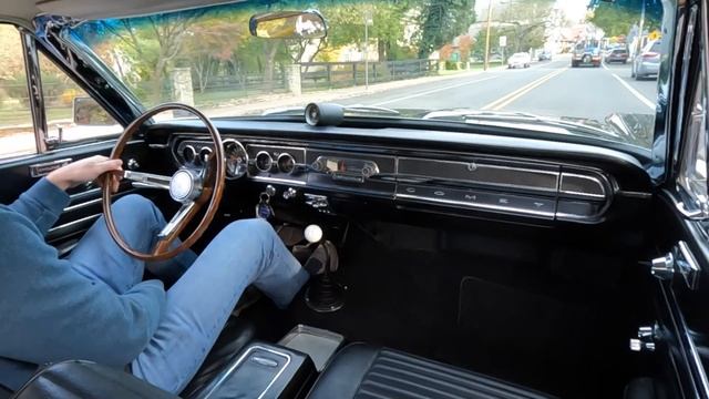1965 Mercury Comet Cyclone drive through the countryside смотреть онлайн