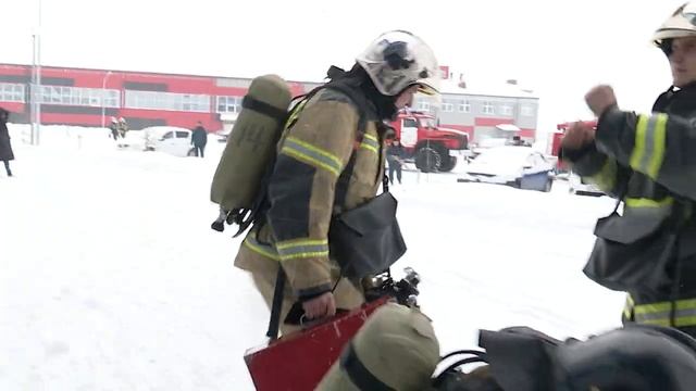 «Славим человека труда» День пожарной охраны России смотреть онлайн