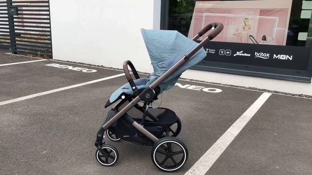 Kočárek CYBEX Balios S Lux 2023 Sky Blue Taupe Frame смотреть онлайн