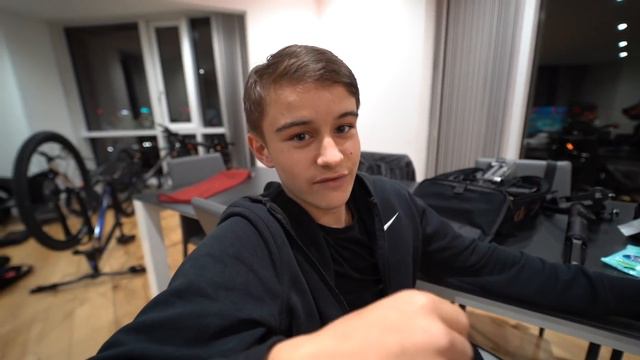 UNBOXING THE COLLECTIVE BIKES C100 MTB! смотреть онлайн