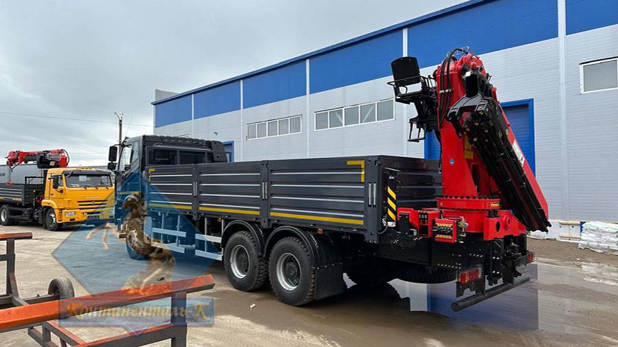 Бортовой FAW с КМУ на заднем свесе, нестандартная бортовая платформа + прицеп... смотреть онлайн