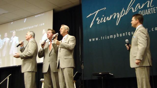 Triumphant Quartet sings The Longer I Serve Him смотреть онлайн