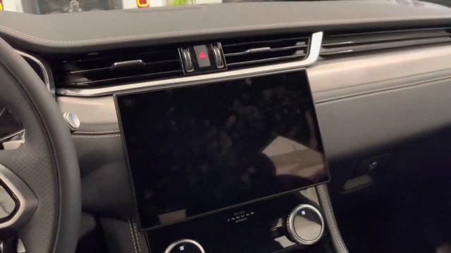 ОБНОВЛЁННЫЙ КРОССОВЕР ЯГУАР F-PACE R-DYNAMIC 2022 2.0 249СИЛ. смотреть онлайн