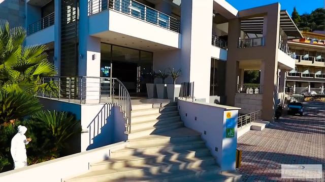 Lagomandra Beach Hotels & Spa смотреть онлайн