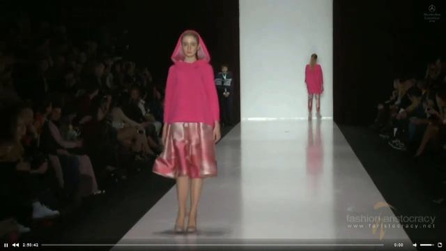 [HD] Mercedes-Benz Fashion Week Russia Fall/WInter 14/15: "Poetry of fashion" by Marina Rimer смотреть онлайн